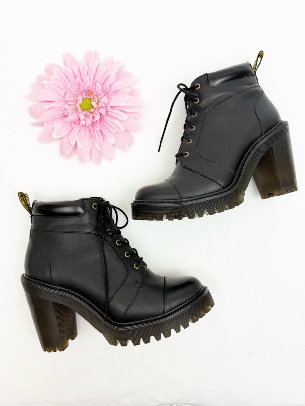 Dr. Martens Averil Leather Heeled Ankle Boots Black - Picture 4 of 14